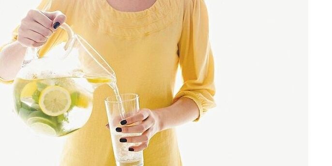 sidrunivesi aitab keha puhastada